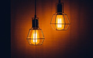 Den ultimative guide til valg af skotlampe eller olielampe til hjemmet