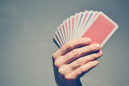 Live casino: Oplevelsen, der ændrer måden, vi spiller på